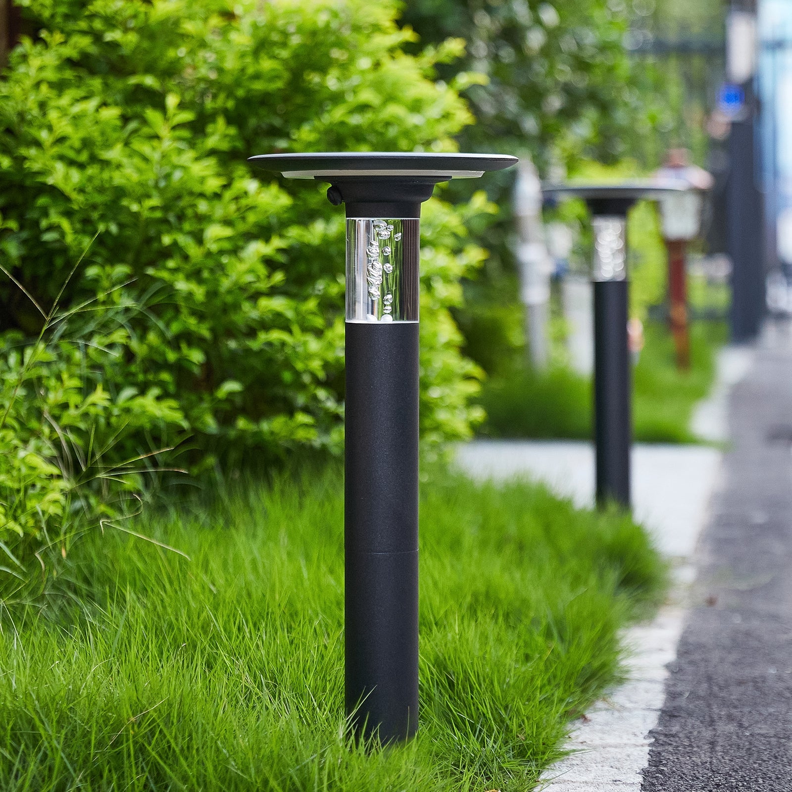 Solar Lawn Light With Dimmable LED - evoltleds